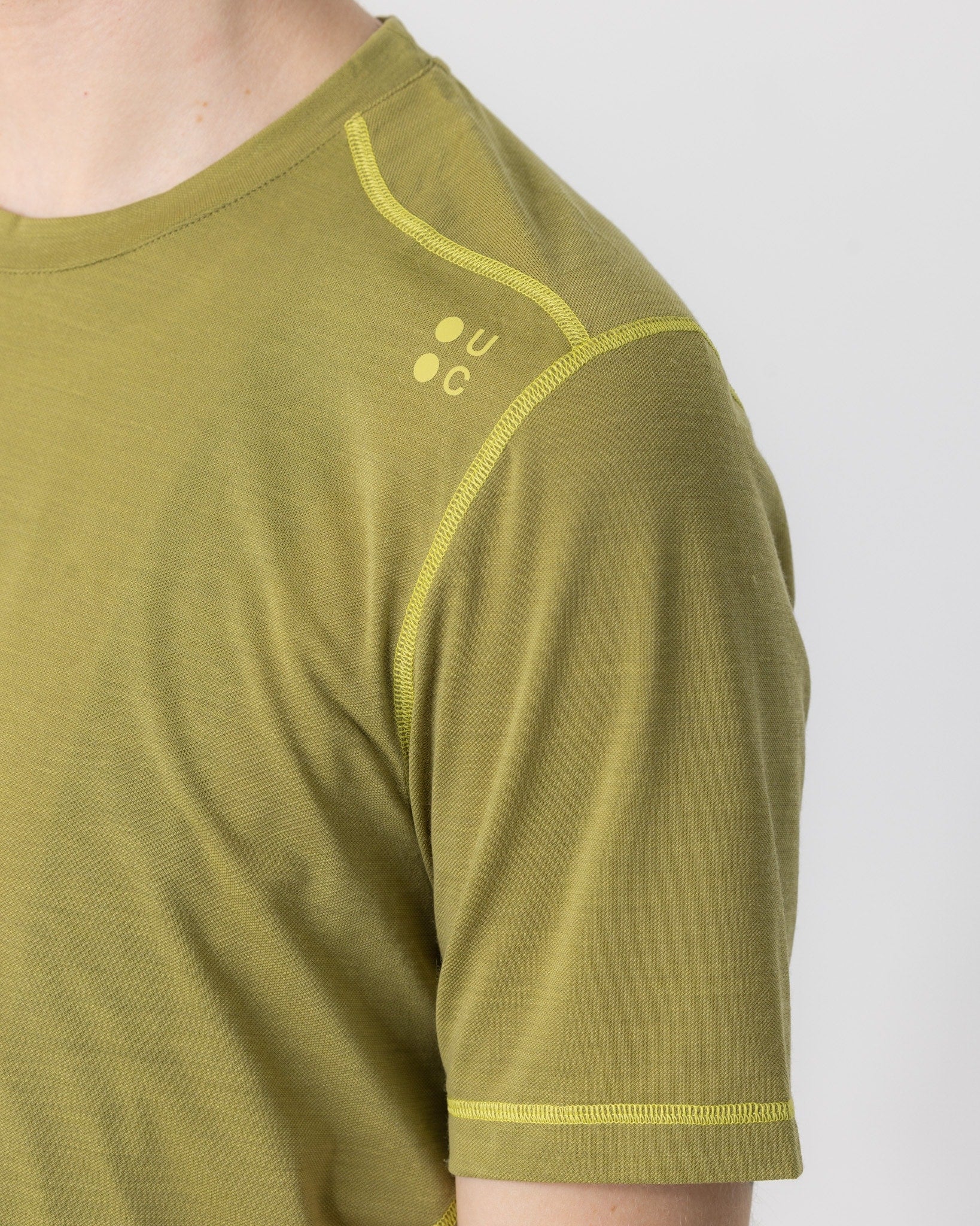 Mono Bio Unisex Tech Tee - Olive Gold